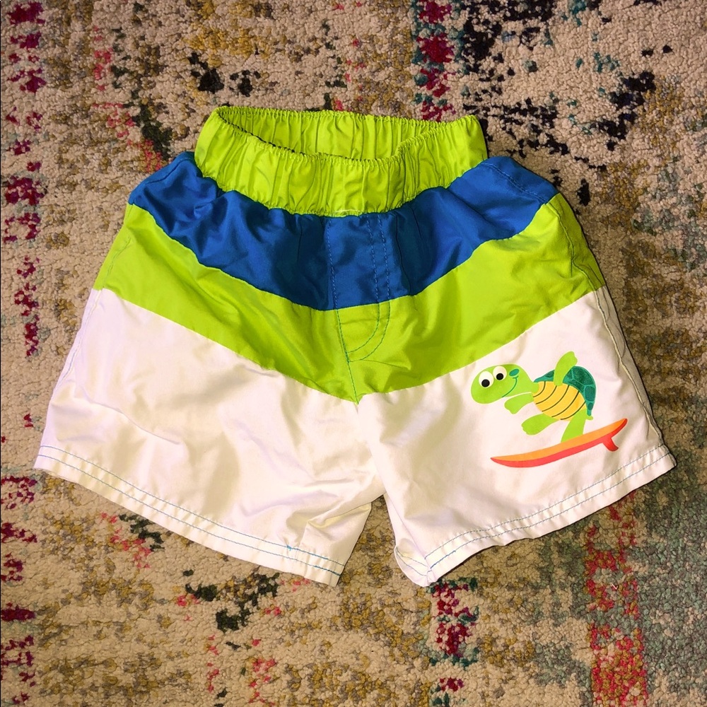 🧜🏼‍♀️3 for $15 listing!🧜🏼‍♀️ swim trunks